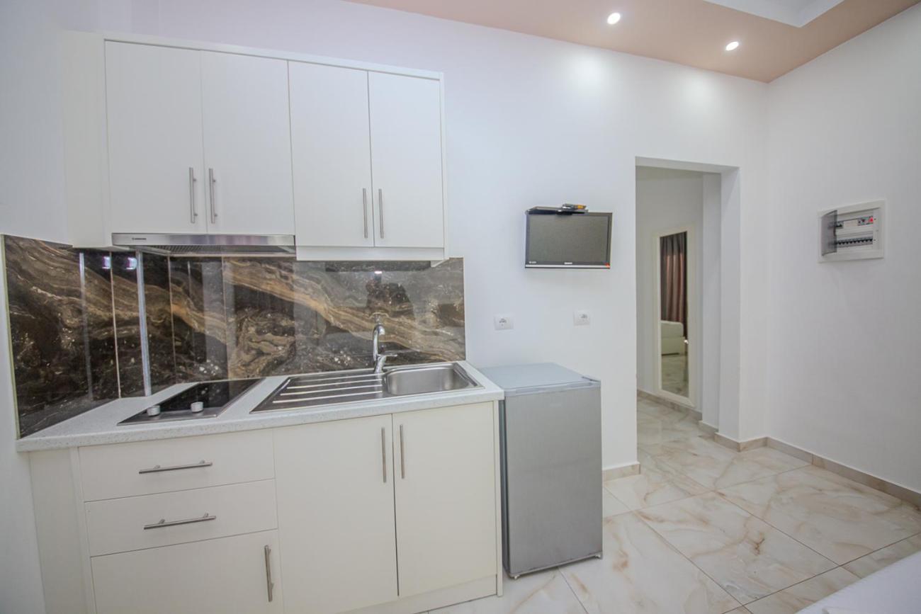 קסאמיל Hotel Landi מראה חיצוני תמונה
