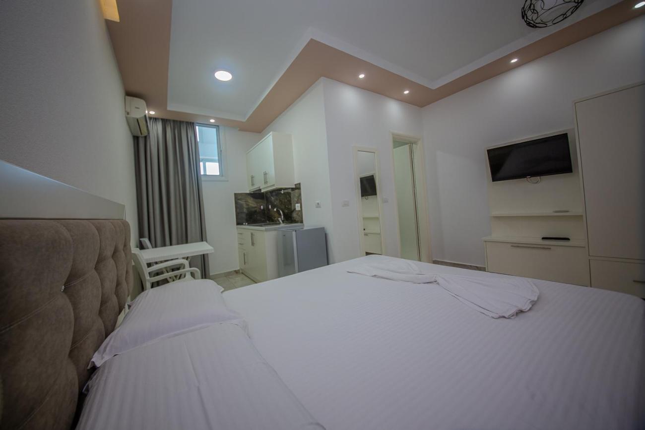 קסאמיל Hotel Landi מראה חיצוני תמונה